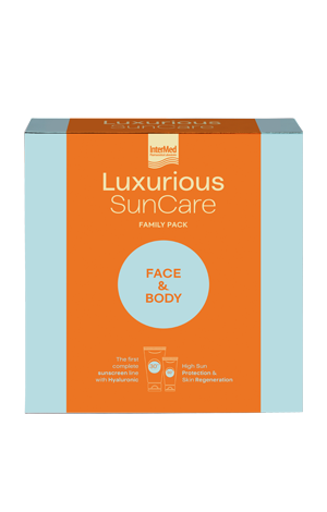 Luxurious Sun Care Family Packs Face & Body Πρακτική συσκευασία αντηλιακής κρέμας προσώπου και σώματος.